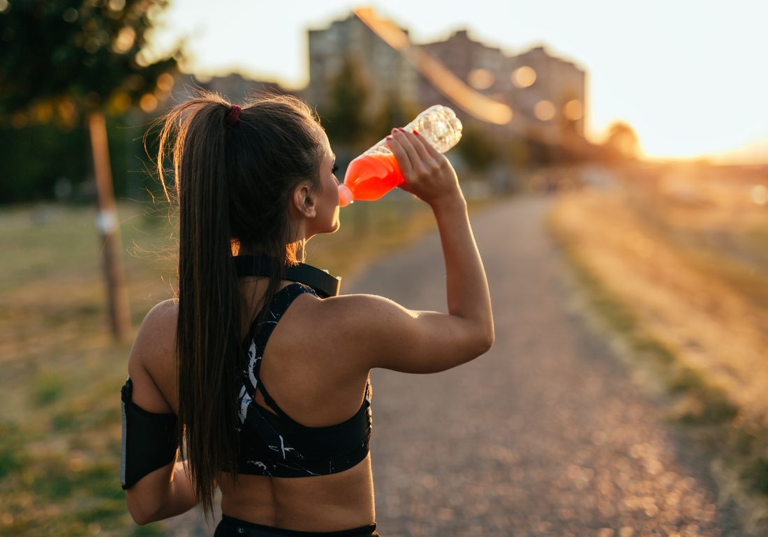 Isotonische Getränke erklärt: Perfekte Hydration für aktive Tage